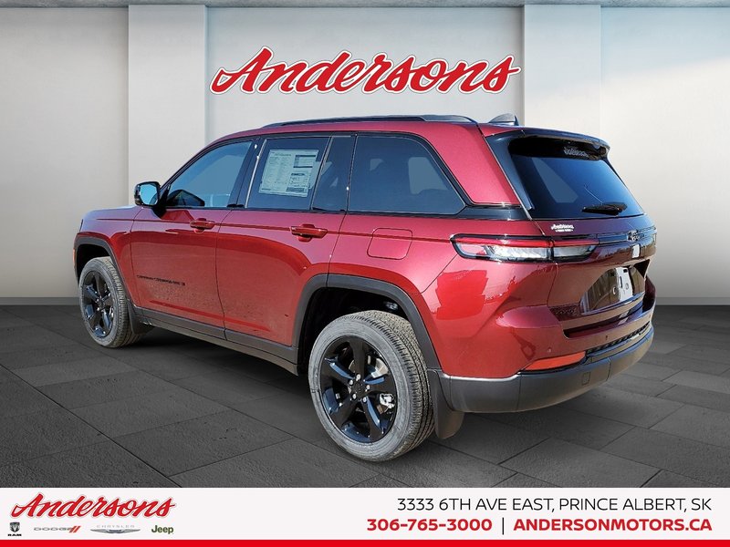 2025 Jeep Grand Cherokee LAREDO ALTITUDE