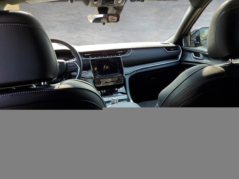 2025 Jeep Grand Cherokee LAREDO ALTITUDE