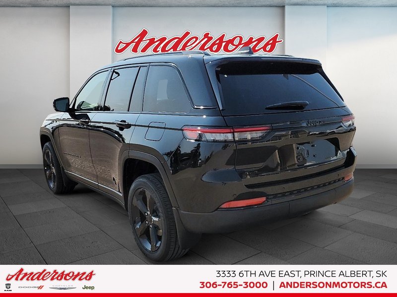 2025 Jeep Grand Cherokee LAREDO ALTITUDE