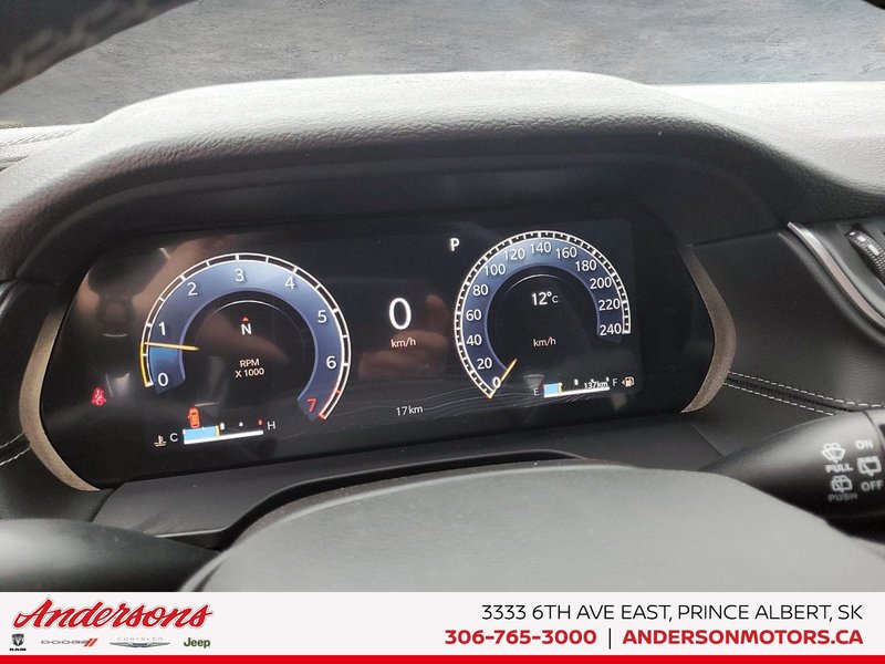 2025 Jeep Grand Cherokee LAREDO ALTITUDE