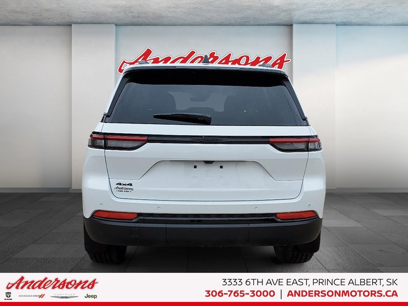 2025 Jeep Grand Cherokee LAREDO ALTITUDE