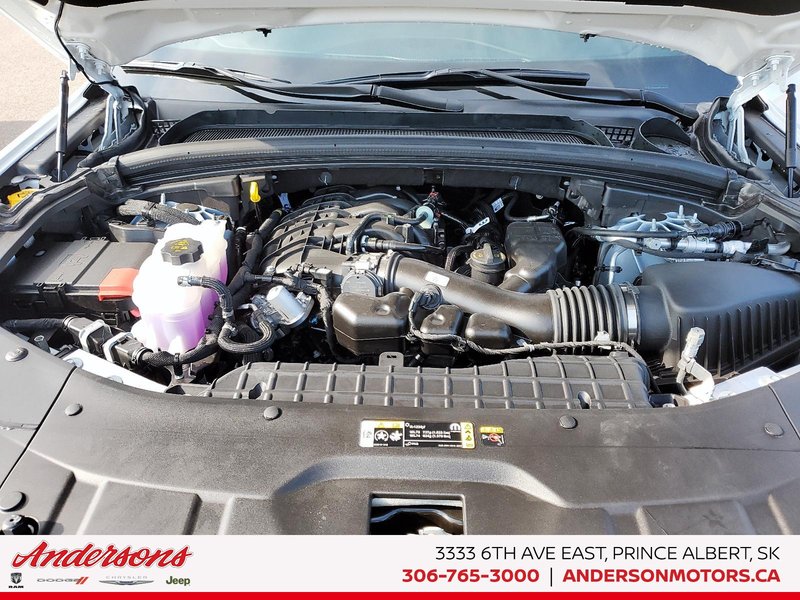 2025 Jeep Grand Cherokee LAREDO ALTITUDE Altitude Package / Trailer Tow / Heated Seats & Steering