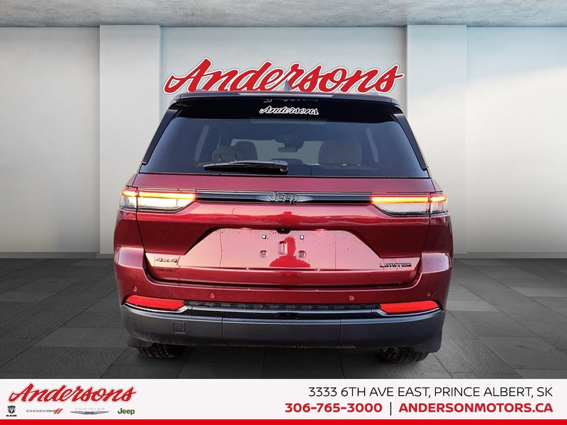 2025 Jeep Grand Cherokee LIMITED Black Appearance / Panoramic Sunroof / Heated Seats