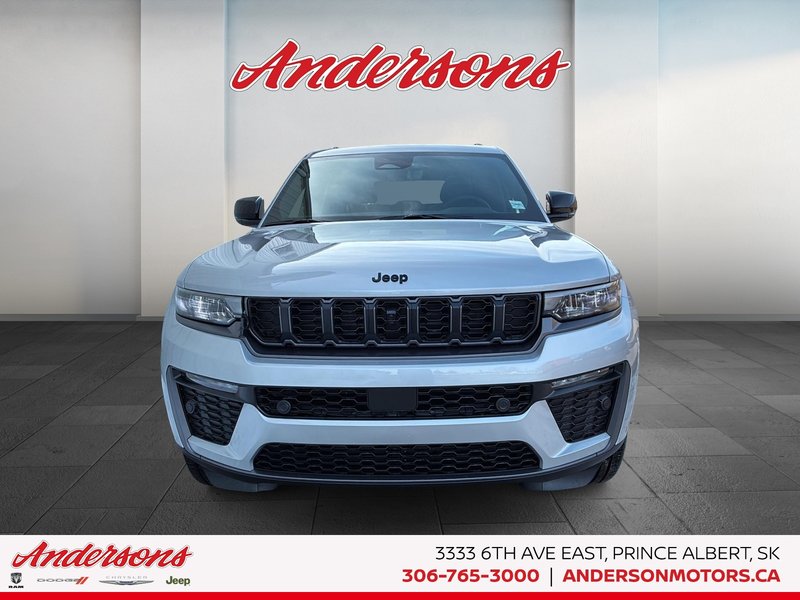 2026 Jeep Grand Cherokee LIMITED 2.0L Turbo / Panoramic Sunroof / 20-inch Gloss Black Wheels