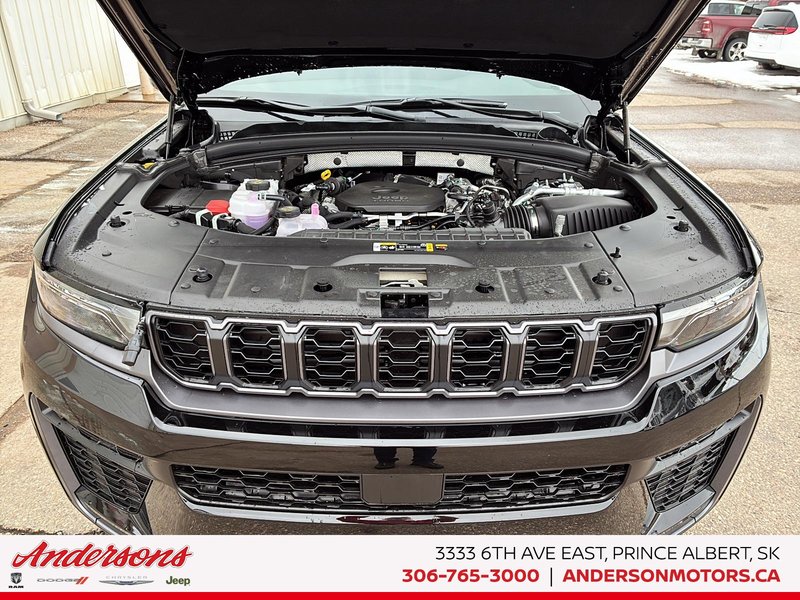 2026 Jeep Grand Cherokee ALTITUDE 2.0L Turbo / Heated Seats & Wheel / Wireless Charging