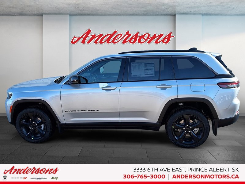 2026 Jeep Grand Cherokee ALTITUDE 2.0L Turbo / 20-inch Gloss Black Wheels / Trailer Tow Package
