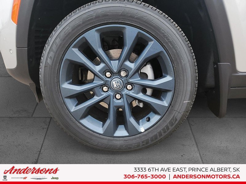 2026 Jeep Grand Cherokee 85TH ANNIVERSARY 2.0L Turbo / 85th Anniversary / Panoramic Roof