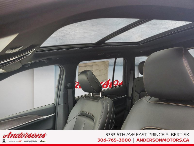 2026 Jeep Grand Cherokee 85TH ANNIVERSARY 2.0L Turbo / 85th Anniversary / Panoramic Roof