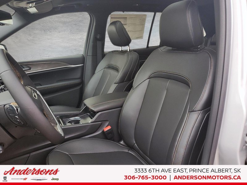 2026 Jeep Grand Cherokee 85TH ANNIVERSARY 2.0L Turbo / 85th Anniversary / Panoramic Roof