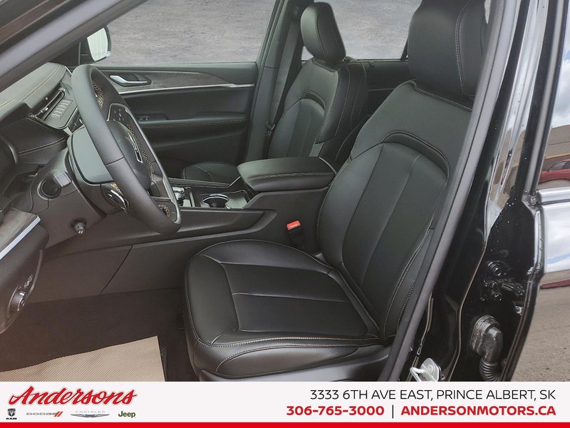 2026 Jeep Grand Cherokee 85TH ANNIVERSARY 2.0L Turbo / Panoramic Sunroof / Tow-Ready