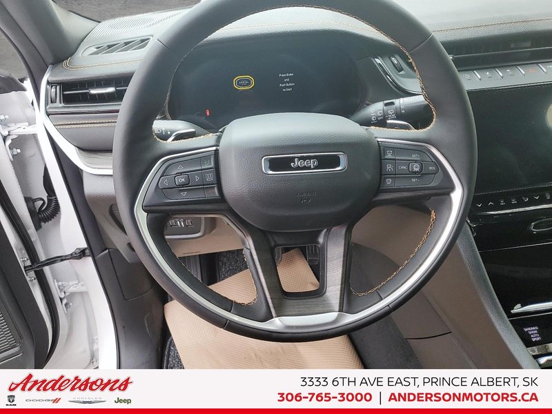 2026 Jeep Grand Cherokee 85TH ANNIVERSARY Off Road Ready / High Performance Audio / ParkSense