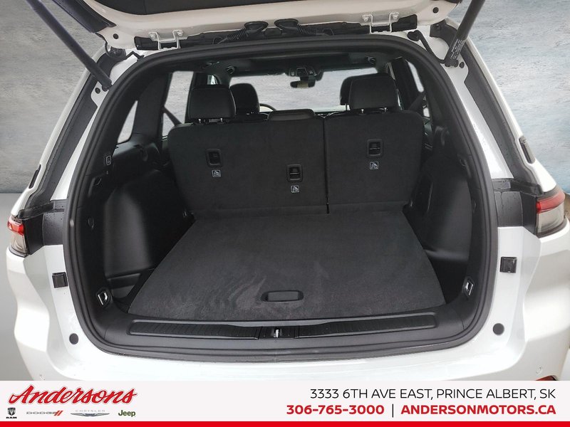 2026 Jeep Grand Cherokee 85TH ANNIVERSARY Off Road Ready / High Performance Audio / ParkSense