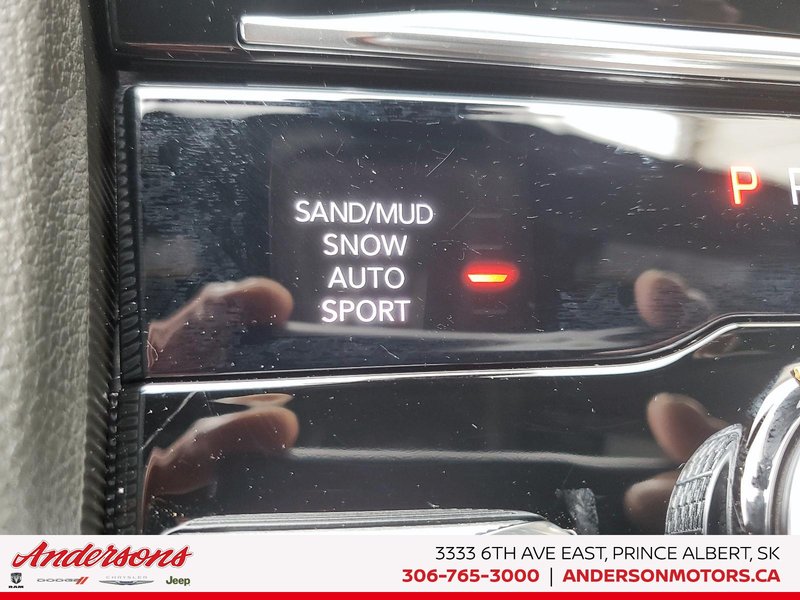 2026 Jeep Grand Cherokee 85TH ANNIVERSARY Off Road Ready / High Performance Audio / ParkSense