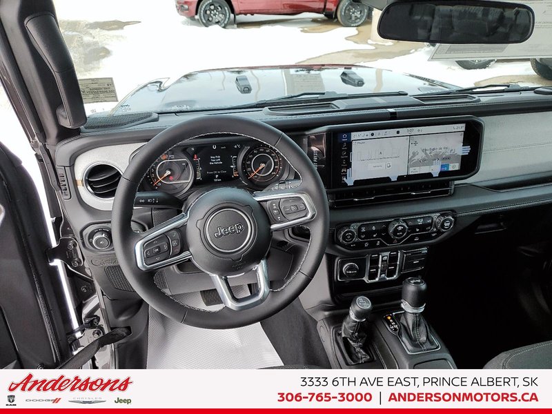2025 Jeep WRANGLER 4-Door SAHARA Adaptive Cruise Control / All-Terrain Tires