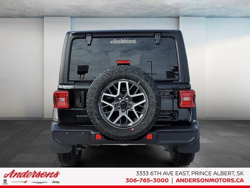 2025 Jeep WRANGLER 4-Door SAHARA Advanced Cruise Control / Power Leather Seats / All-Terrain Tires