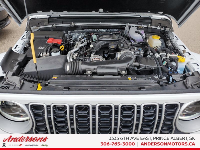 2025 Jeep WRANGLER 4-Door SAHARA