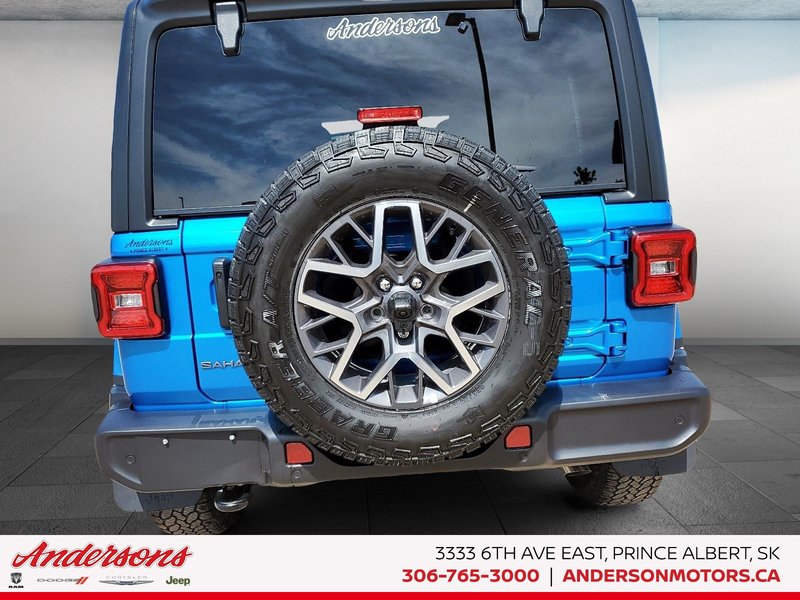 2025 Jeep WRANGLER 4-Door SAHARA