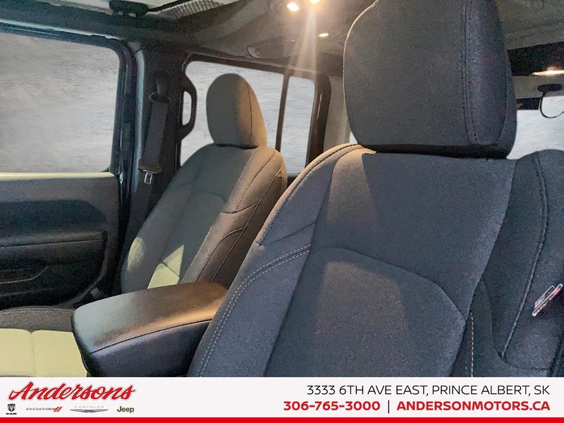 2026 Jeep Wrangler 4-Door WILLYS Xtreme 35 Tire Package / Advanced Cruise Control / Alpine Sound System