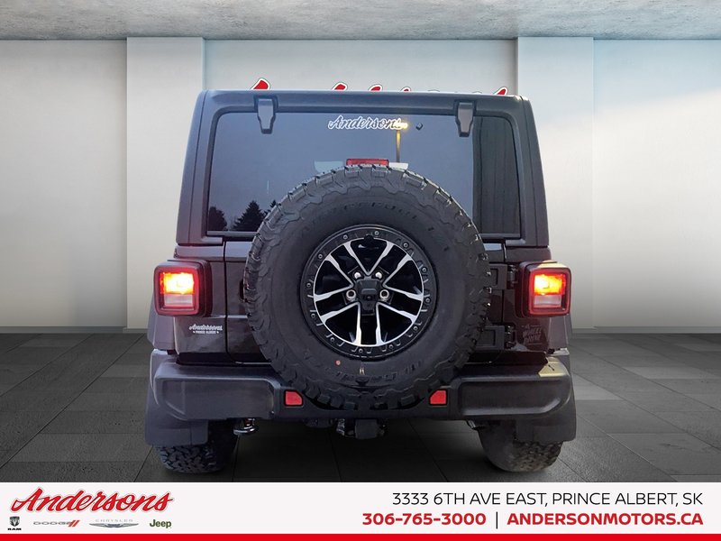 2026 Jeep Wrangler 4-Door WILLYS Xtreme 35 Tire Package / Advanced Cruise Control / Alpine Sound System