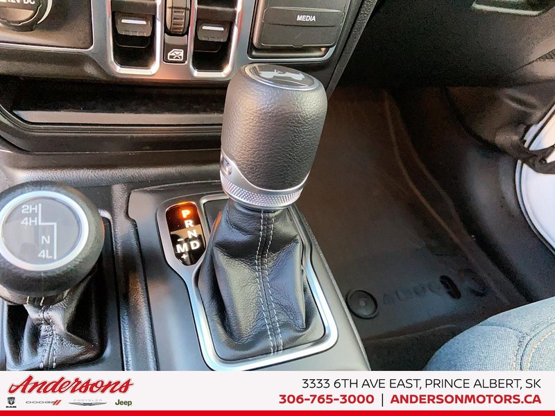 2026 Jeep Wrangler 4-Door SPORT S Advanced Cruise Control / Alpine Audio / Heated Seats & Steering