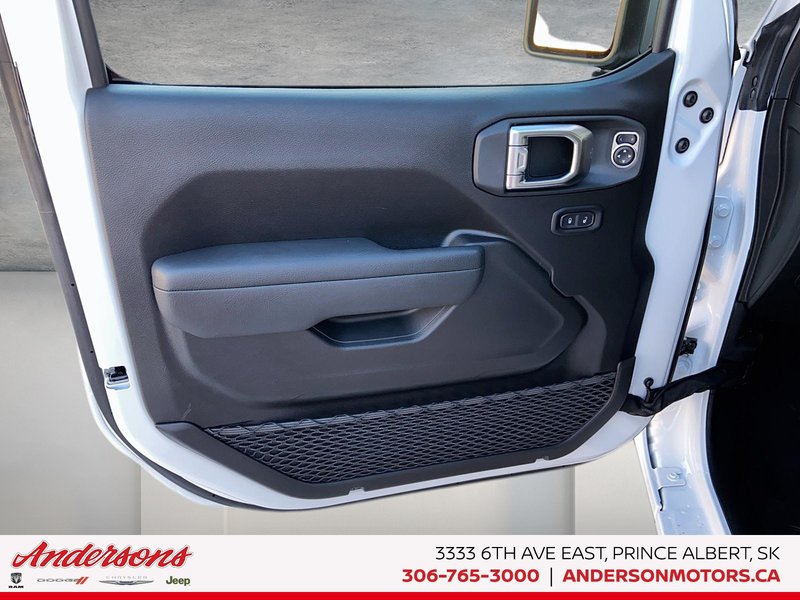 2026 Jeep Wrangler 4-Door SPORT S Advanced Cruise Control / Alpine Audio / Heated Seats & Steering