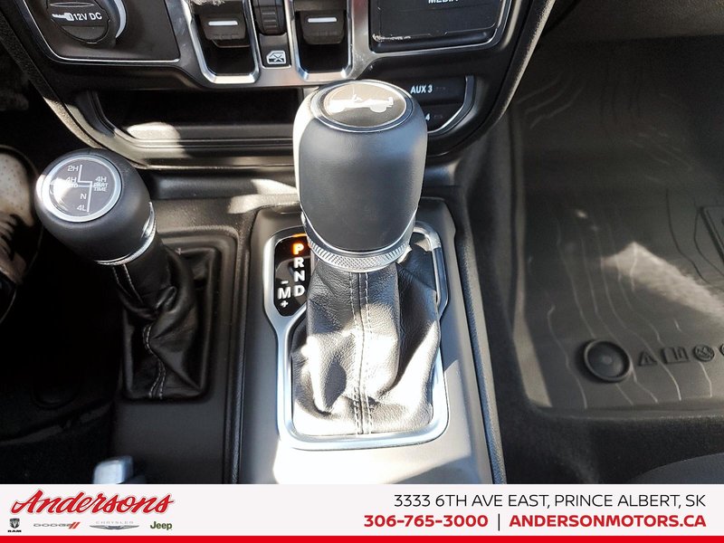 2025 Jeep Wrangler 4xe SAHARA