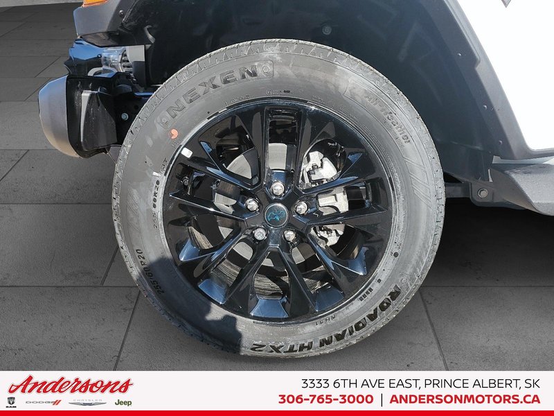 2025 Jeep Wrangler 4xe SAHARA