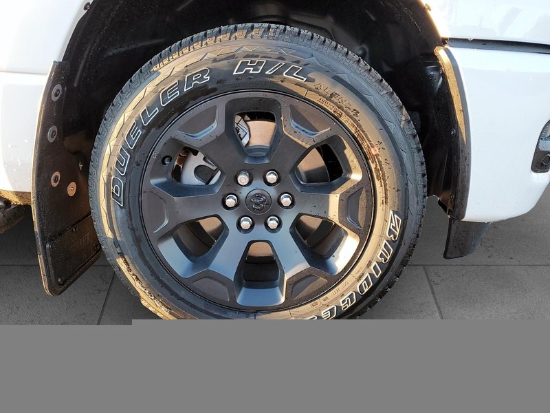2025 Ram 1500 SPORT Bed Utility Group / 3.92 Rear Axle