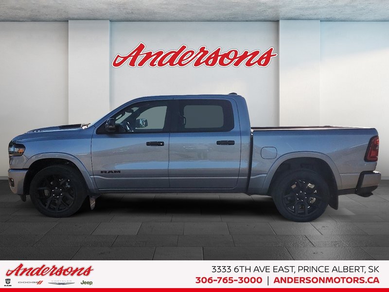 2025 Ram 1500 LARAMIE Night Edition / Heads-Up Display / Sunroof