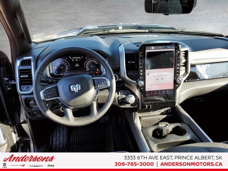 2025 Ram 1500 LARAMIE Night Edition / Heads-Up Display / Sunroof