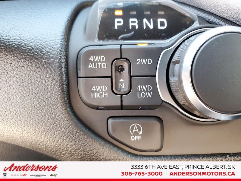 2026 Ram 1500 BIG HORN 3.0L Hurricane Twin Turbo I6 / Crew Cab / Sport Appearance Package / Heated Seats & Wheel