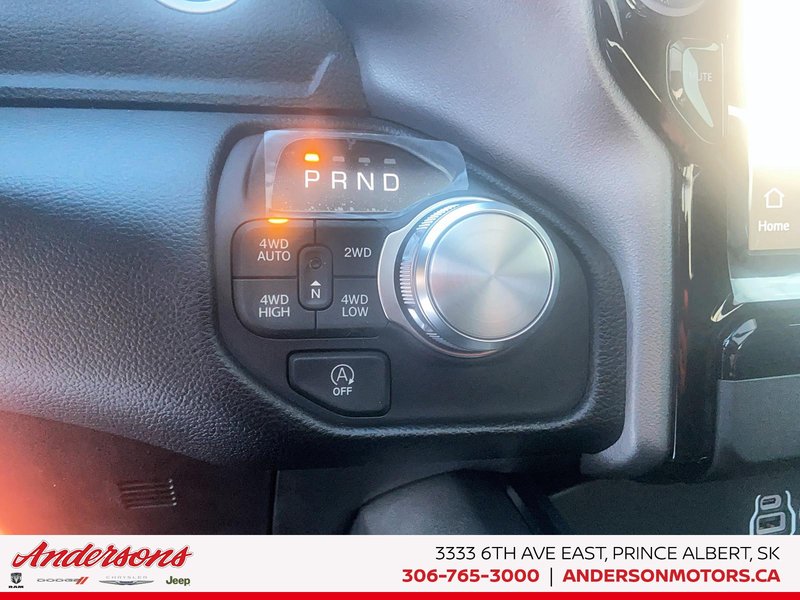 2026 Ram 1500 SPORT 3.0L Hurricane Twin Turbo I6 / Crew Cab / Panoramic Sunroof & Sport Performance Hood