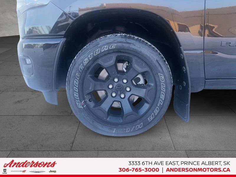 2026 Ram 1500 SPORT 3.0L Hurricane Twin Turbo I6 / Crew Cab / Panoramic Sunroof & Sport Performance Hood