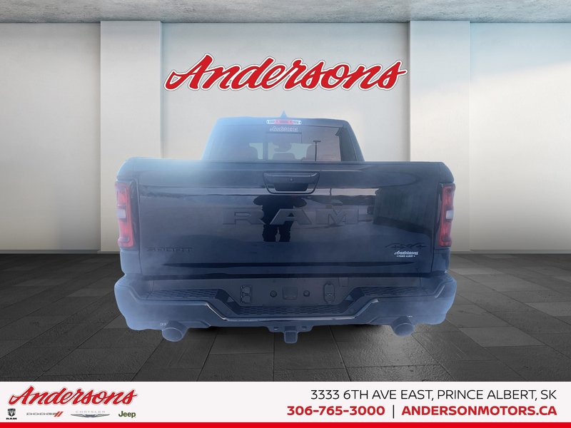 2026 Ram 1500 SPORT 3.0L Hurricane Twin Turbo I6 / Crew Cab / Panoramic Sunroof & Sport Performance Hood