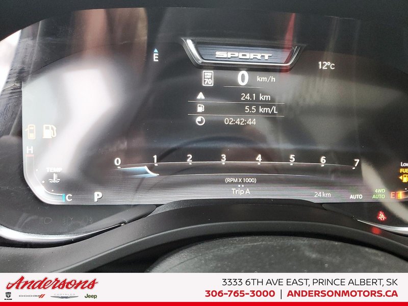 2026 Ram 1500 SPORT 3.0L Hurricane Twin Turbo I6 / Crew Cab / Mopar Side Steps / Panoramic Sunroof