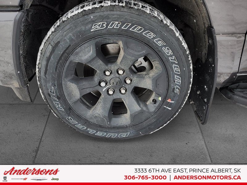 2026 Ram 1500 SPORT 3.0L Hurricane Twin Turbo I6 / Crew Cab / Mopar Side Steps / Panoramic Sunroof