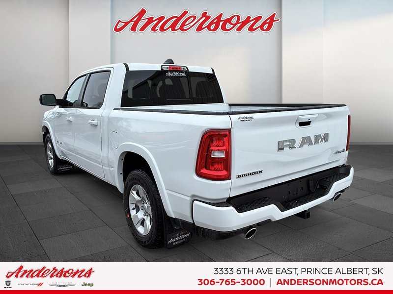 2026 Ram 1500 BIG HORN 3.0L Hurricane Twin Turbo I6 / Crew Cab / Heated Seats & Heated Steering Wheel