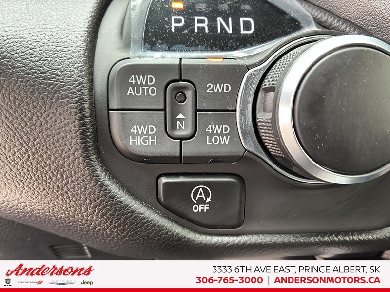 2026 Ram 1500 BIG HORN 3.0L Hurricane Twin Turbo I6 / Crew Cab / Heated Seats & Heated Steering Wheel