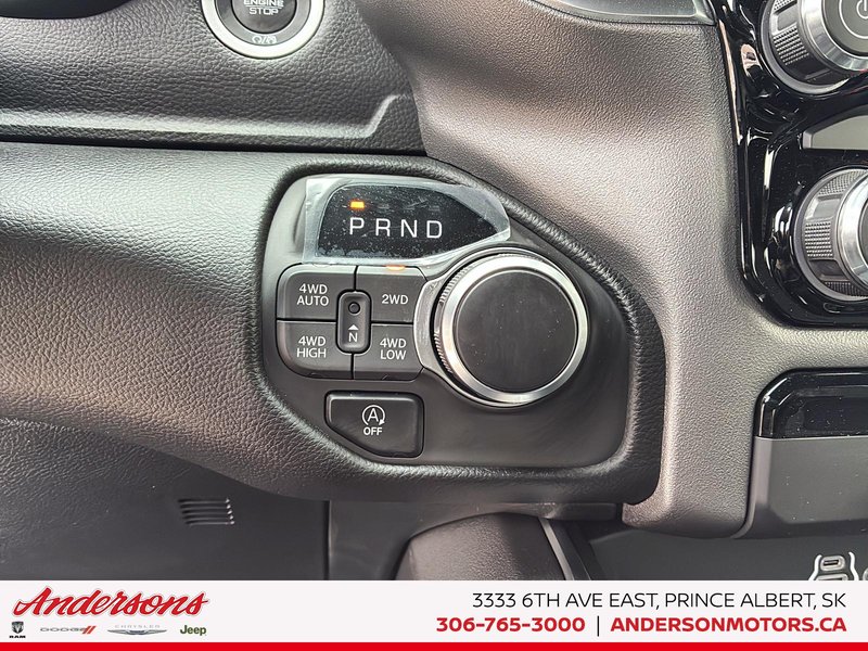 2026 Ram 1500 BIG HORN 3.0L Hurricane Twin Turbo I6 / Crew Cab / Heated Seats & Heated Steering Wheel