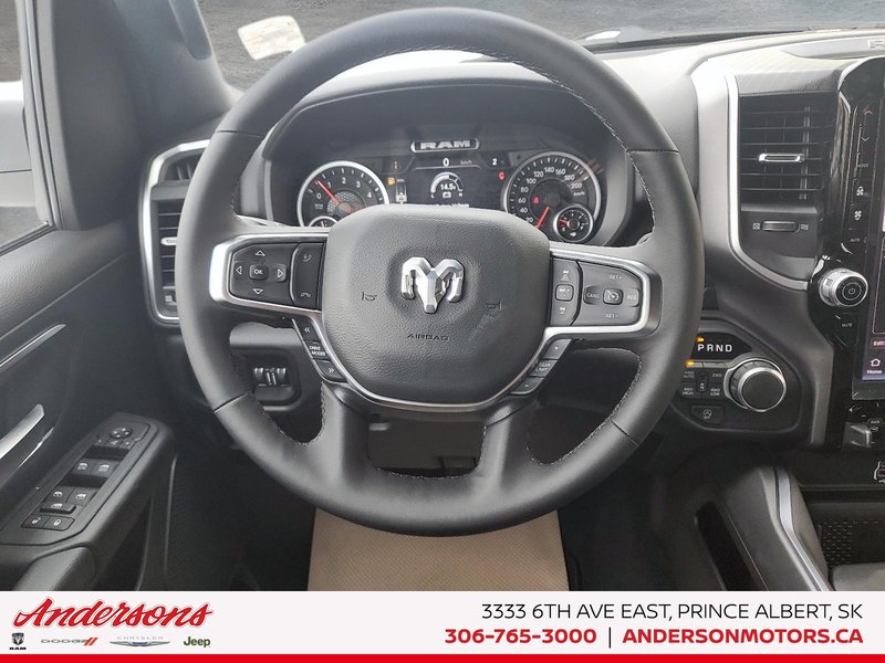 2026 Ram 1500 BIG HORN 3.0L Hurricane Twin Turbo I6 / Crew Cab / Night Edition / 12