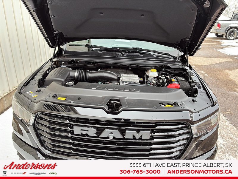 2026 Ram 1500 SPORT 5.7L HEMI V8 / Crew Cab / harman/kardon Premium Audio / Panoramic Sunroof