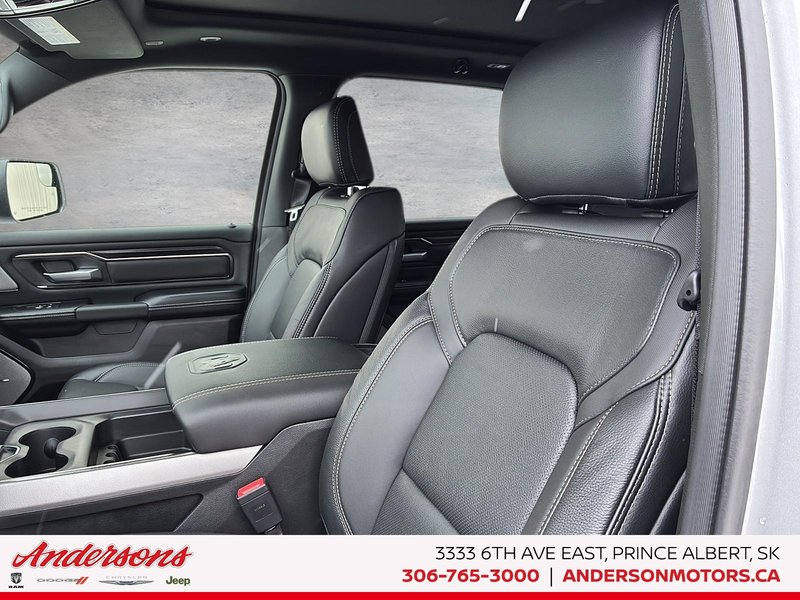 2026 Ram 1500 SPORT 5.7L HEMI V8 w/ eTorque / Dual-Pane Panoramic Sunroof / Leather-Faced Heated Seats