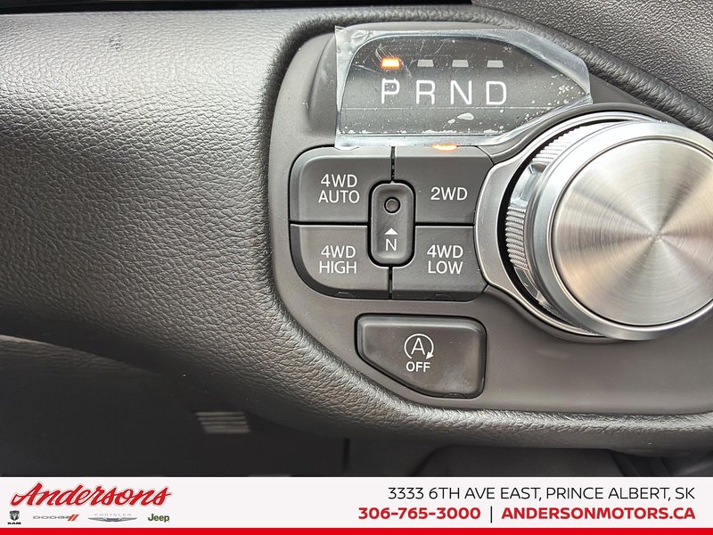 2026 Ram 1500 SPORT 5.7L HEMI V8 w/ eTorque / Dual-Pane Panoramic Sunroof / Leather-Faced Heated Seats