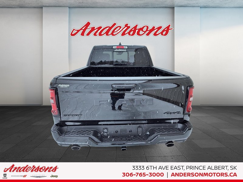 2026 Ram 1500 SPORT 5.7L HEMI V8 / Sport Crew Cab 4x4 / Premium harman/kardon Audio / Dual-Pane Panoramic Sunroof