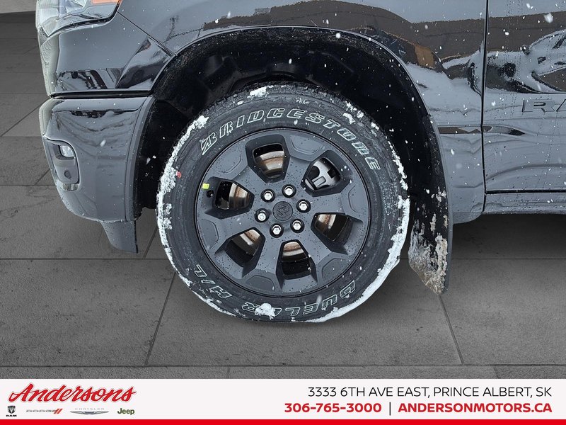 2026 Ram 1500 SPORT 5.7L HEMI V8 / Sport Crew Cab 4x4 / Premium harman/kardon Audio / Dual-Pane Panoramic Sunroof