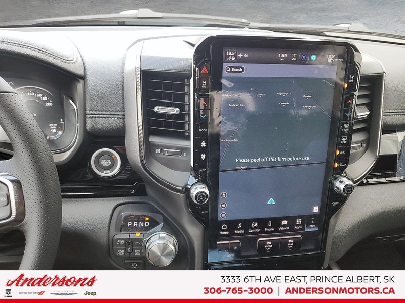 2026 Ram 1500 SPORT 5.7L HEMI V8 / Crew Cab / Ventilated Front Seats / Power Tailgate