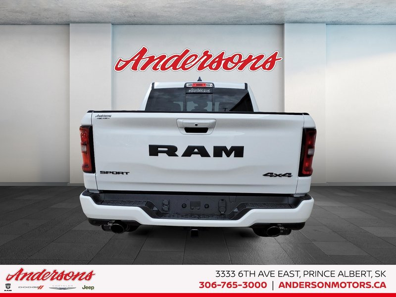 2026 Ram 1500 SPORT 5.7L HEMI V8 / Crew Cab / Ventilated Front Seats / Power Tailgate