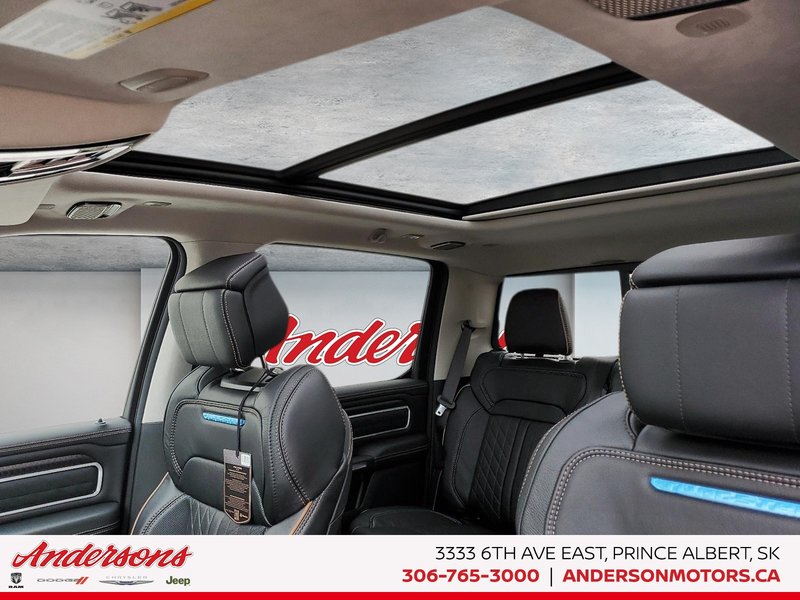 2026 Ram 1500 TUNGSTEN 3.0L Twin Turbo / Crew Cab / Deployable Bed Step