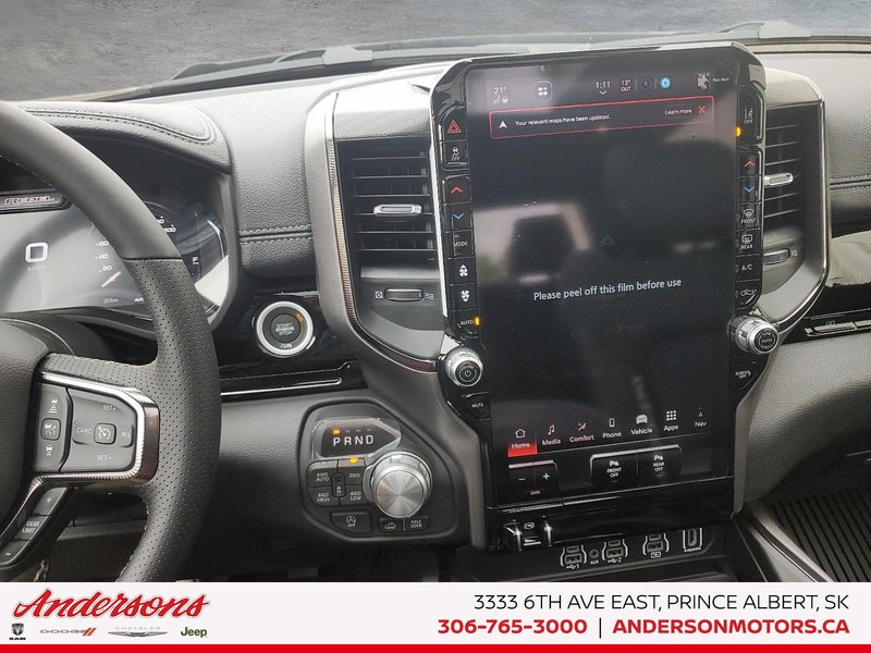 2026 Ram 1500 REBEL 5.7L / Crew Cab / 19-speaker Harman/Kardon Audio