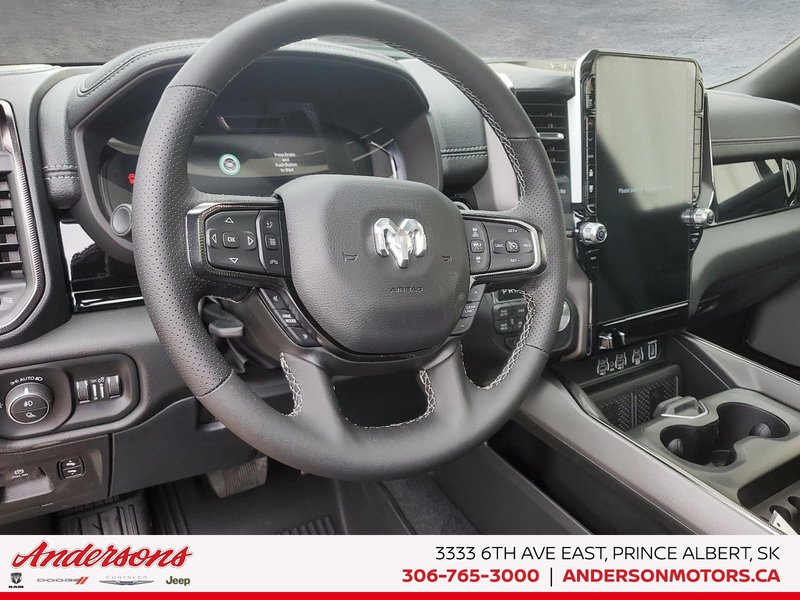 2026 Ram 1500 REBEL 5.7L / Crew Cab / 19-speaker Harman/Kardon Audio